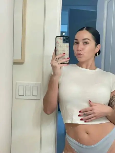 Am available right now💦Young🔥Hott$exy Classy and wet pussy  💦👅text me.