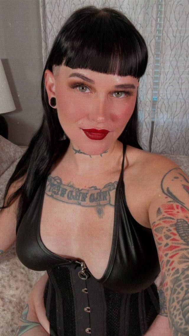 NO PAYMENT REQUIRED!!!🍆 Need a man that KNOWs HOW TO USE HIS DIcK🍆🍑💦!!! NO PAYMENT REQUIRED. IM NOT HUNGRY LOL!! - Image 2