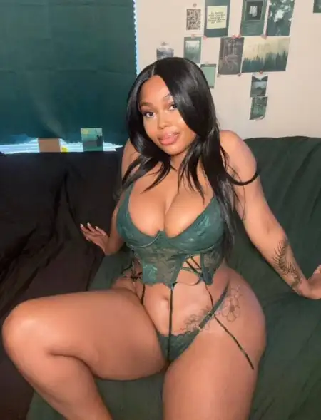Are ready to have fun with the newest girl 👧 in town that will give you unlimited fun, ❤️ Hardcore, contact: text me if you’r