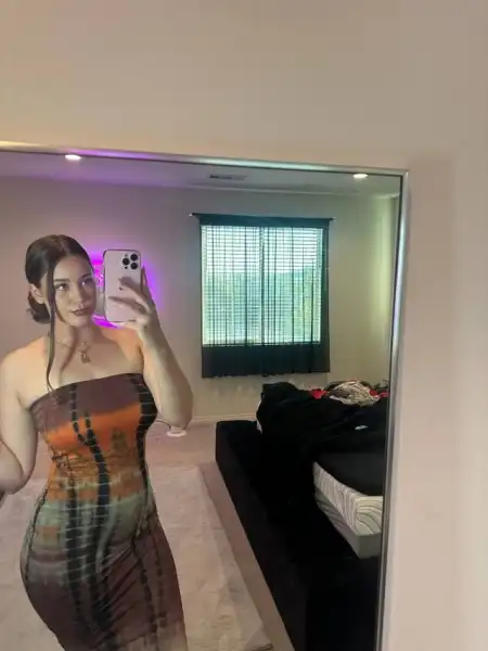 I’m available for sex hookup 🍆❤️👅🍑💕