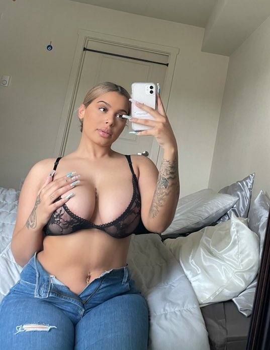 Hey baby I’m 420 and party friendly 💕 I live alone in my apartment . You can come to my apartment or anywhere you like 💕iam 1 - Image 3