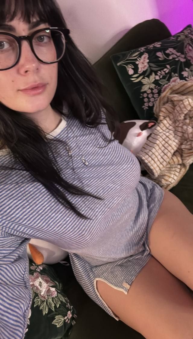 I’m available for 😋😋 normal hook up anal🍑🍑oral and squirting 🍆🍑 and I also do blowjob 💦  💦with no  limit sex    WhatsApp:::: - Image 3