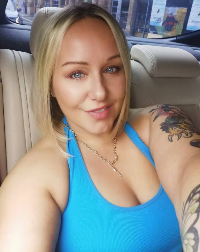 Friends with benefits - Image 2