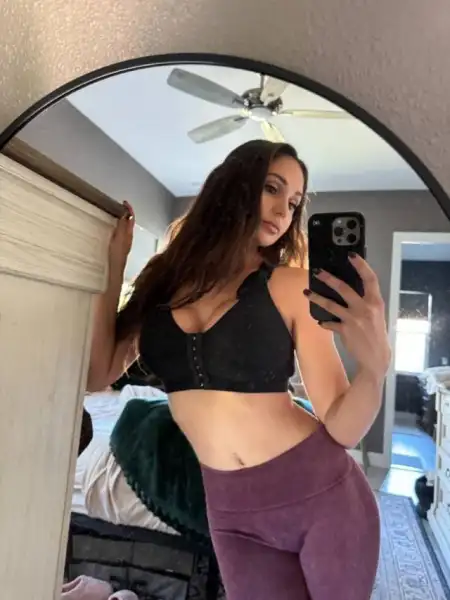 TEXT ME ON +1(678) 579-6931 💚💚💚 FOR MEETING UP🍷💓HOT SEXY GIRL READY FOR YOU NOW💚
