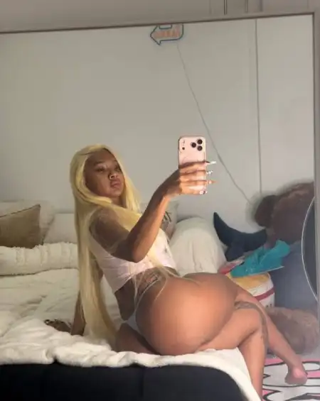 Well i’m down for meetup mainly for sex and massages plus I sell nude premium and I do naughty FaceTime sex all at cheap..Don - 3