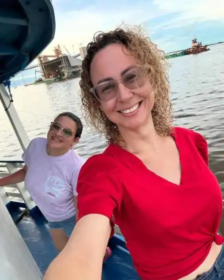 Looking For Friend With Benefits - 3