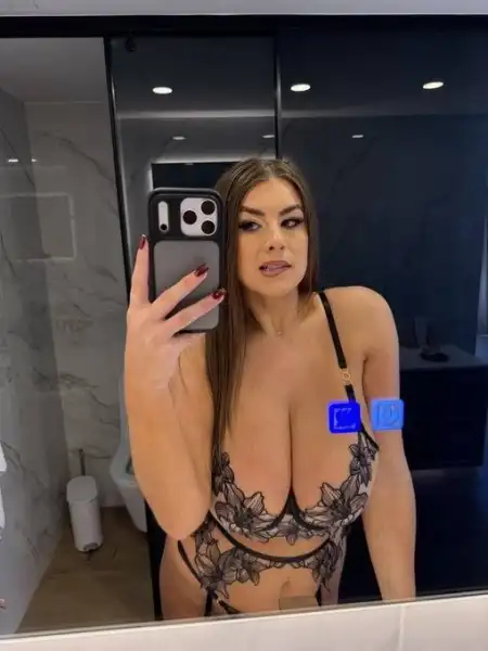 AVAILABLE FOR INCALL & OUTCALL HOOKUP AND FUCKS - 2