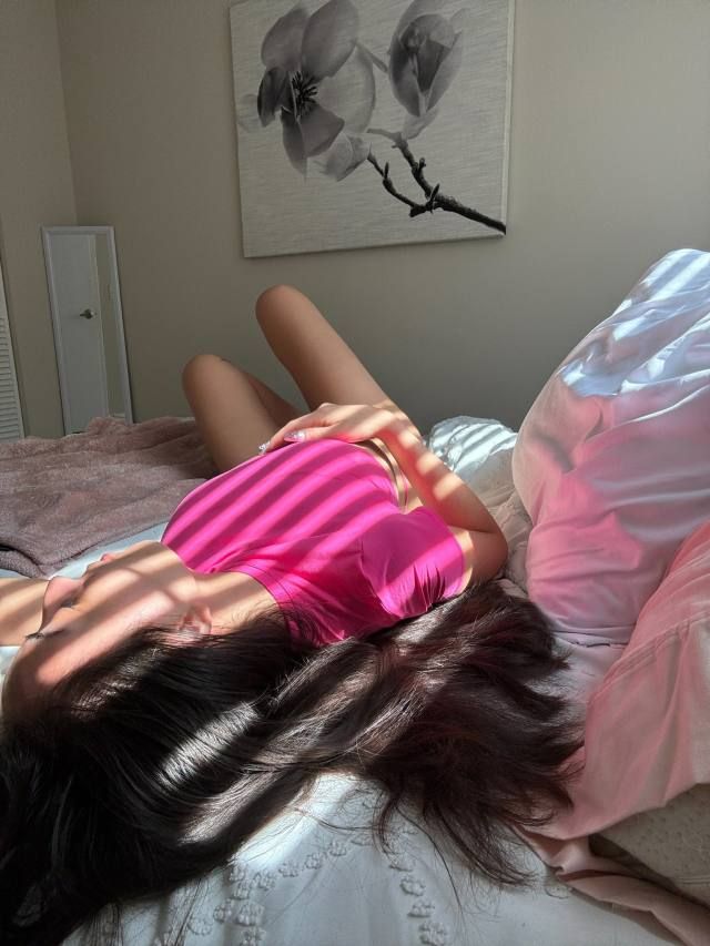 Hookup , Massage therapist - Image 3