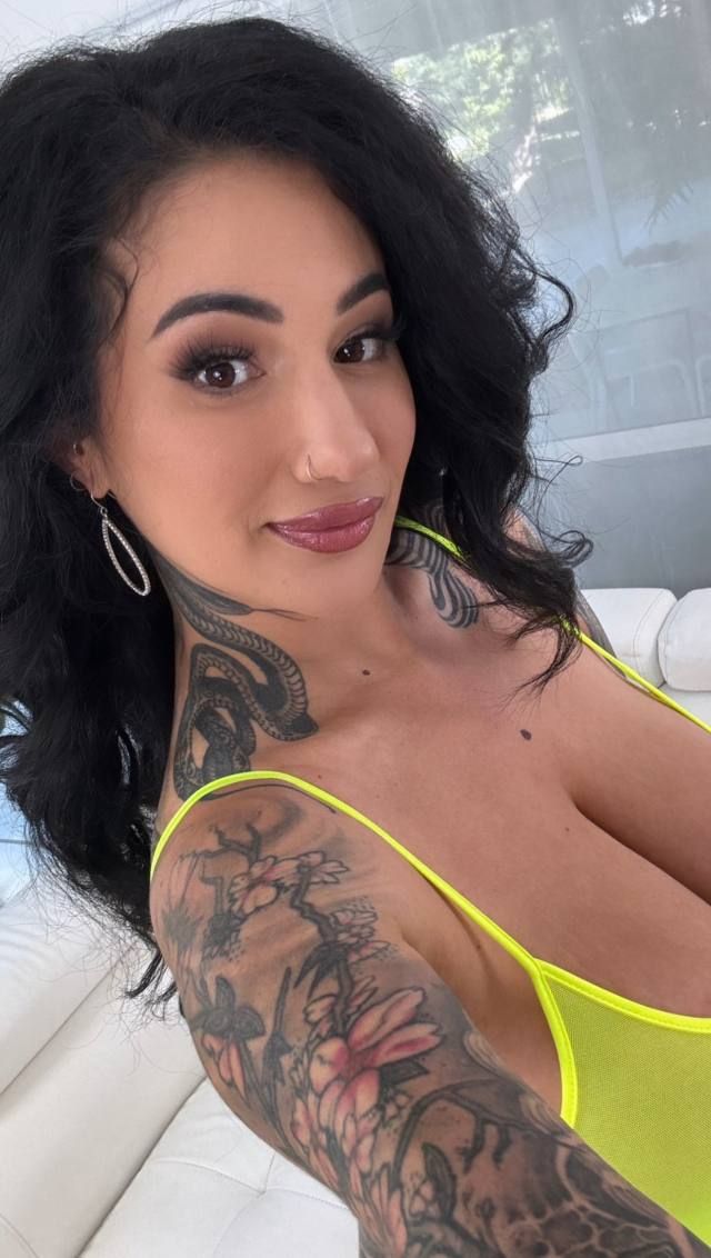 Independent Escort available for fun - Image 3