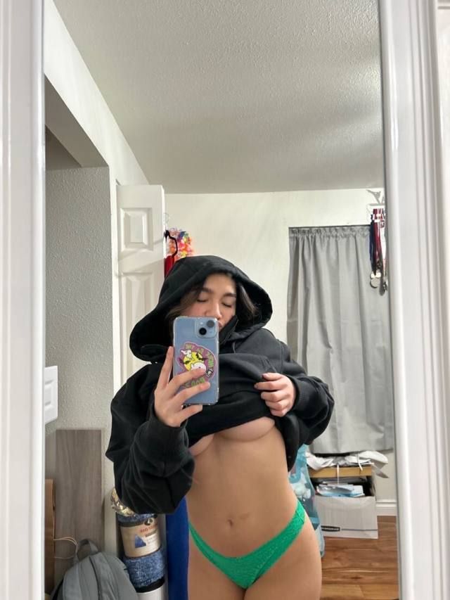 NEW HOT GIRL IN TOWN ❤️🥰❤️ 661 341 2604 Available 24/7 ❤️I'M WAITING FOR YOUR TEXT 661 341 2604 - Image 2