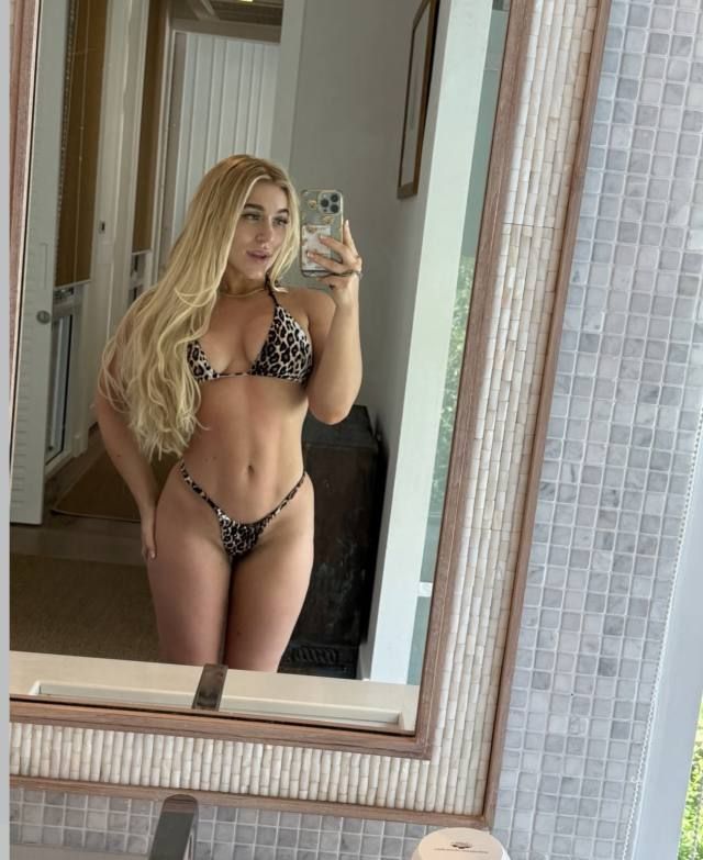 I’m faith down to meet up I call and outcall 👅🫢 I Am Very Sensual And Have a Great Personality 🍑💦 B2B Massage/ GFE / **** no - Image 2