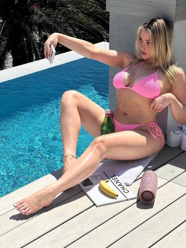 It's a beautiful day to meet up, 😛💦 so don't miss out my service, sweetheart 🥵  Ready to accompany you on a date today🍆💦  ser - Image 2