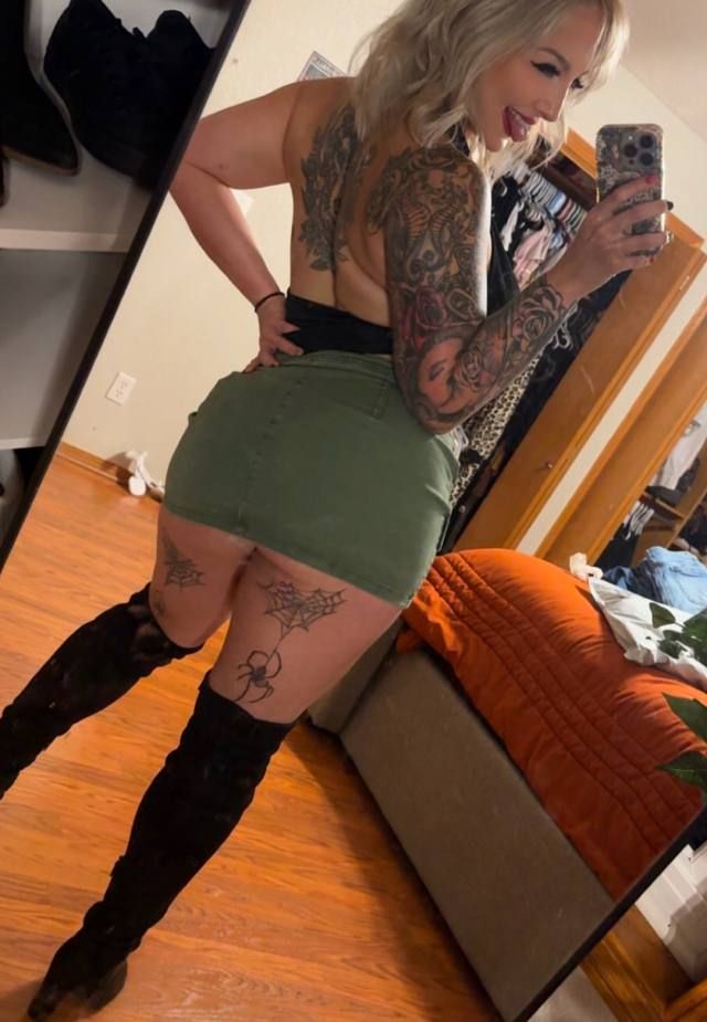 Hey it’s weekend,I’m available for fun and messages - Image 2