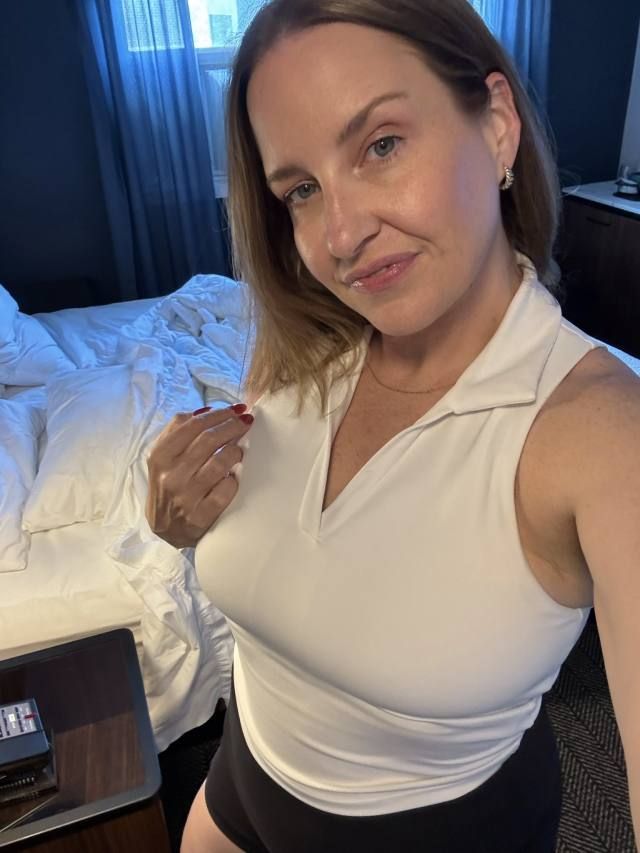 💋✅ My Husband is in the hospital✅NO Fuck LAST 2 week💦100% special and naughty mother 🍆I have juicy pussy & Ass🍆 - Image 2