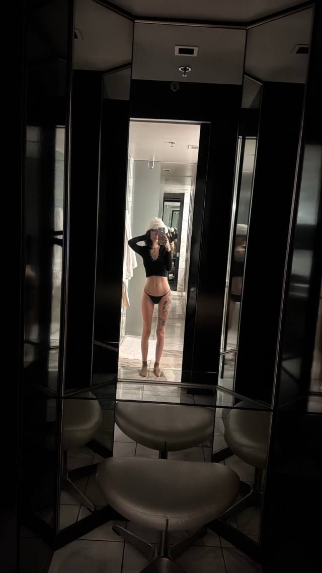 DOWN TO FUCK 😘💦 - Image 3