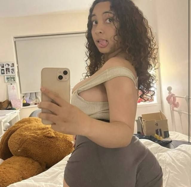 NO PAYMENT REQUIRED-SEXY SINGLE MOM AND LOOKING TO HAVE FUN I'm a sexy mom of two kids. A single mom and I'm very horny 🍑🍑💦 - Image 3