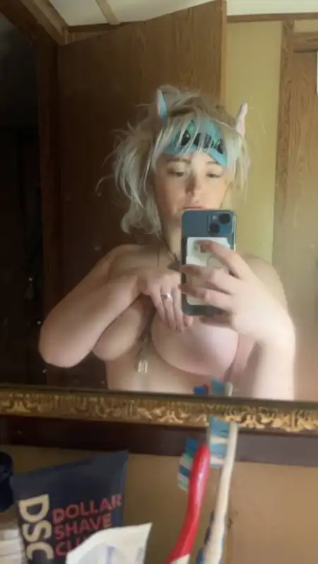 I offer sex in different doggie   Blowjob👅👅 69 💦 Gagging 😻,cream pie bareback bj shower sex and we can both explore more - 3