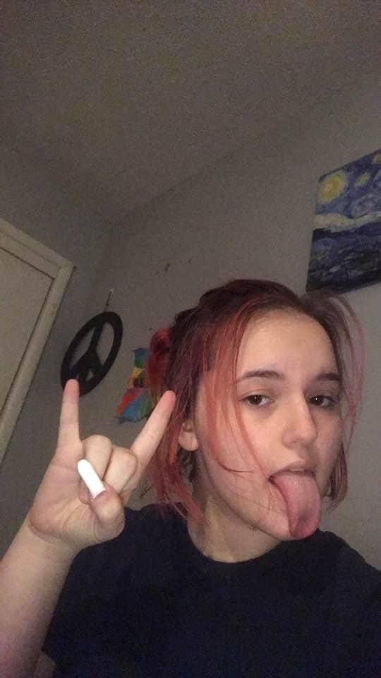 Creampie 🍨 💦👅no restrictions and I swallow cum 💦👅 13049089396 hit me up now 💦👅 - Image 2