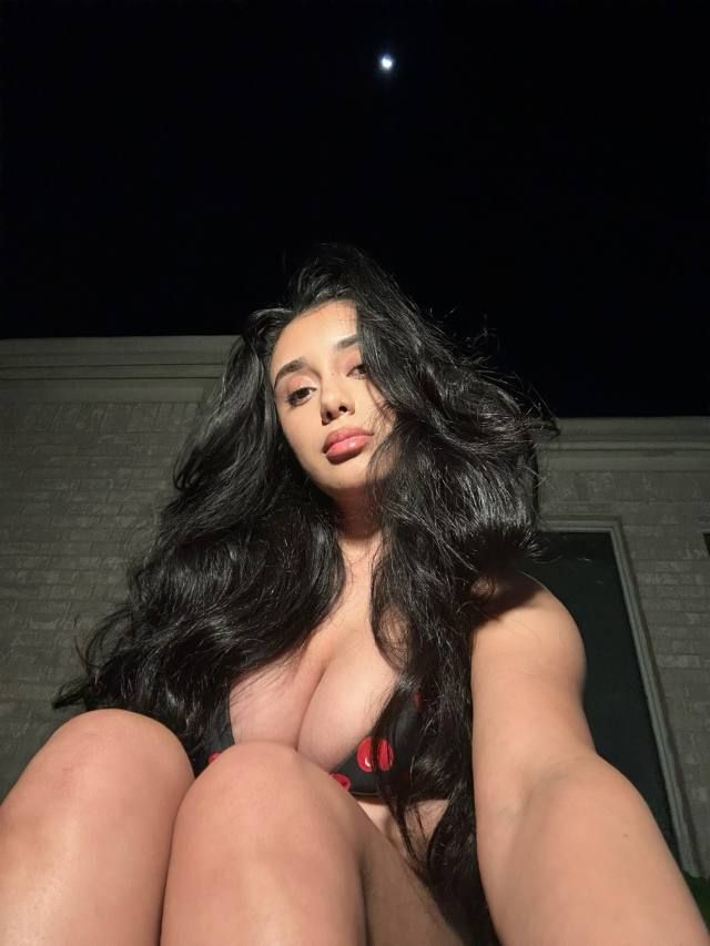 I'M DORA ACTIVE 24/7 FOR SEX AND FULL BODY MASSAGE🥰CAR DATE🍆 GFE😋🍆 FACETIME FUN🍆😋🍆 TEXT/CALL 8142235554 WhatsApp 8142235554 - Image 2