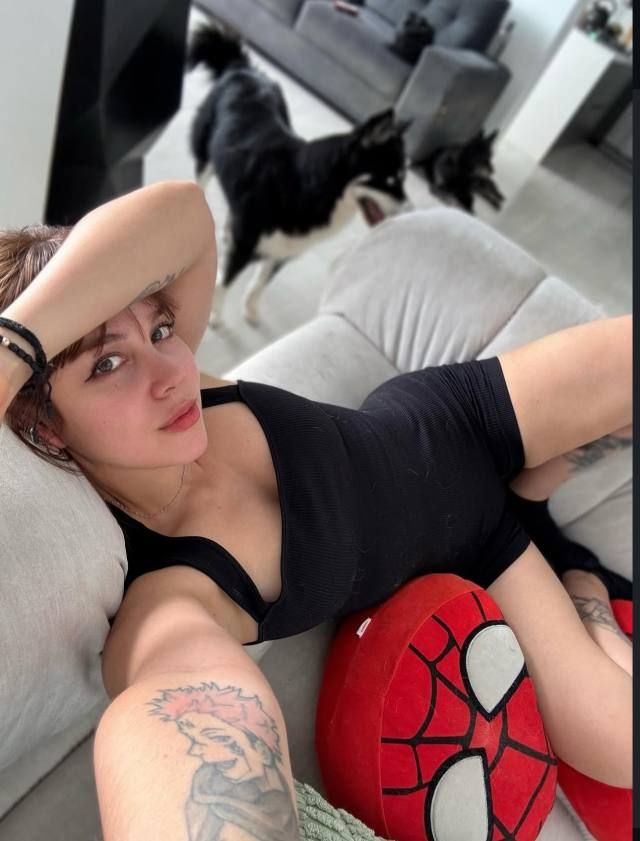 I’m married and looking for a friend with benefits - Image 2