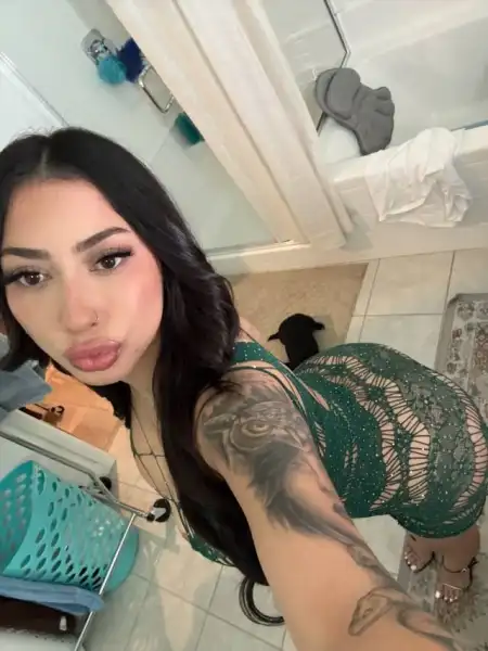 I’m available for hookup services anytime both Incall or outcall 🥵Offers all💦 services😋 include Blow job,👅hand job,😛Six9,dogg - 2