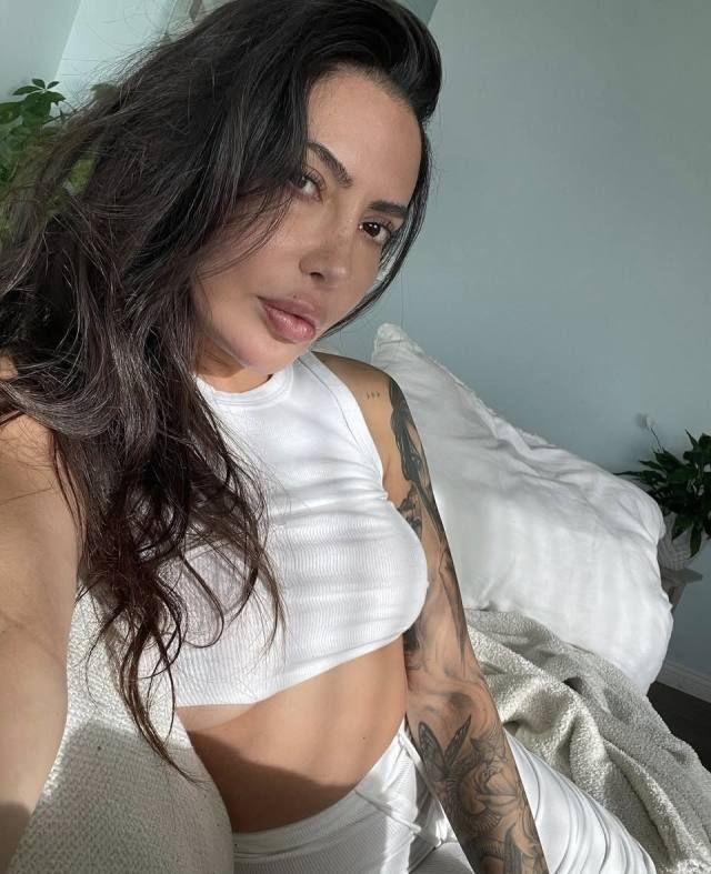 I’M AVAILABLE FOR HOOKUP SEX👌 ADD MY TELEGRAM @SLUST3386 OR SNAPCHAT @sl280828 OR ZANGI @1188640677 💯BLOW-JOB 👅💦 BDSM 🔥🤩 BBW - Image 2