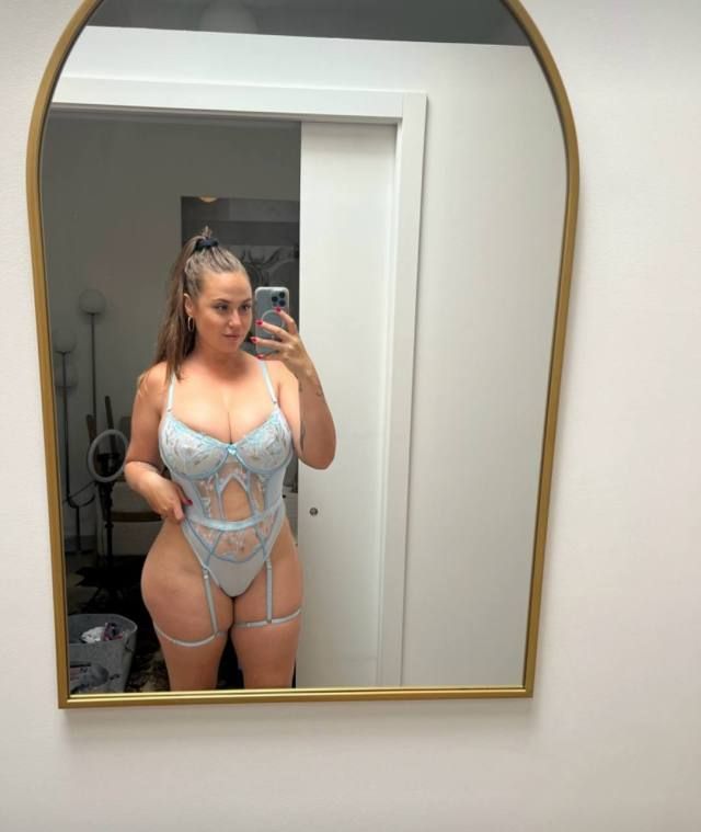 I DO NOT CHARGE  "Hot & Sweet: 😍😍A Fun Mom's Search for Exciting Romance. I want a good eater" I JUST WANNA FUCK💦💦 !! - Image 2