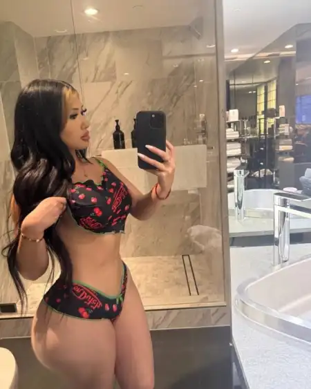 ARE YOU NOT TIRED 😪 OF THE FAKES ADS OUTHERE? HMU FOR SOMETHING REAL 💯 NO GAMES NO BS!! STRICTLY ADULT FUN 🍆TRY ME. WhatsApp: