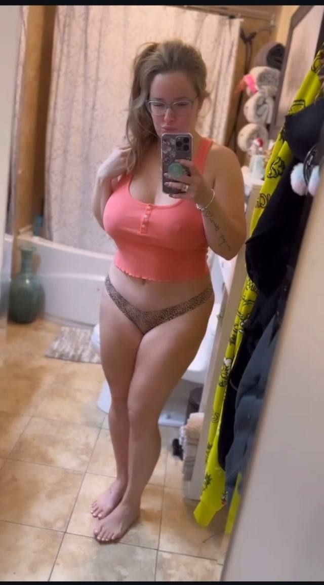 NO PAYMENT REQUIRED JUST A SEXY SINGLE MOM 💕🍆💜💦🍑 - Image 3