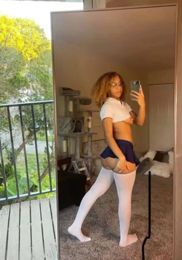 Available for hookup - Image 3