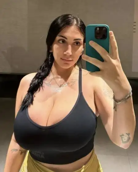 36years old sexy lady seeking fun and some good sex get paid incall or Outcall and a NURU MASSAGE therapist NURU Massage Full
