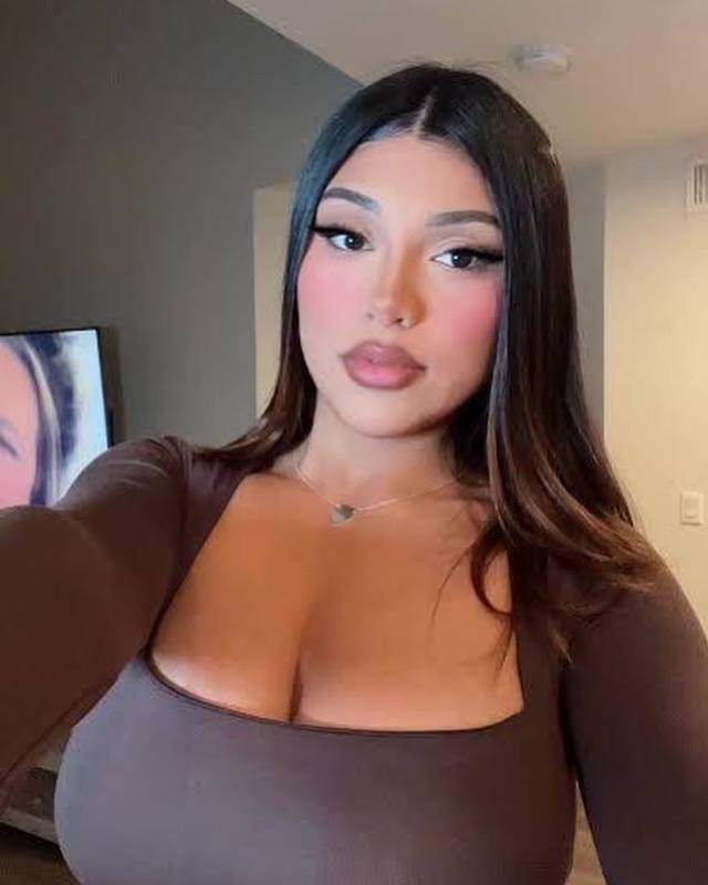 I’m 28 🥰& spicy, DM for Meets, exclusive content,Sexting, Incall & outcall, car fun and travel just give me a text :-+1 (502) - Image 3