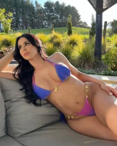 323-285-3616 hello guys I'm here to play the best game you can find a clean girl  recently arrived I do threesome blowjob dat