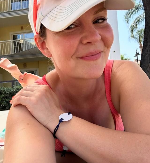 I’M MARRIED WITH TWO KIDS LOOKING FOR FRIENDS WITH BENEFITS - Image 2