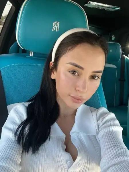 I'm new in town hmu