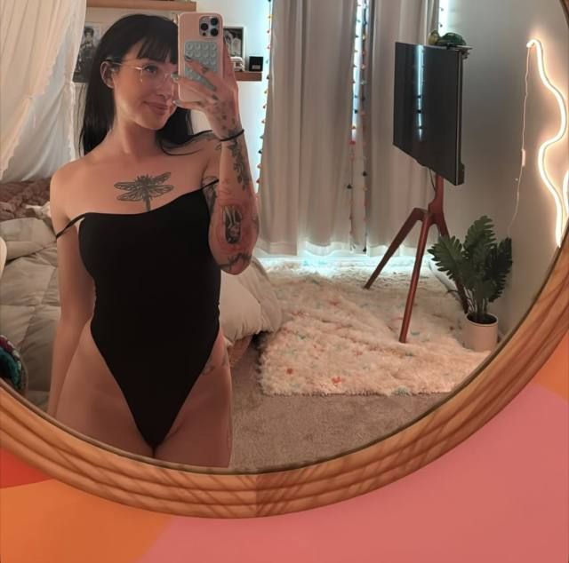 I’M VERY MUCH AVAILABLE TONIGHT FOR HOOKUP. I DO MEETUPS , MASSAGES , SELL KINDS OF DRUGS, PILLS AND WEED!!! - Image 3