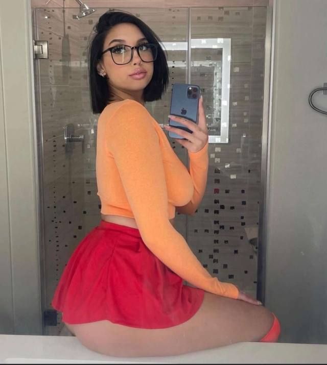 I am available for both incall💋and outcall🥂services - Image 3