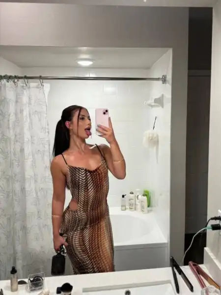 Escort - 2