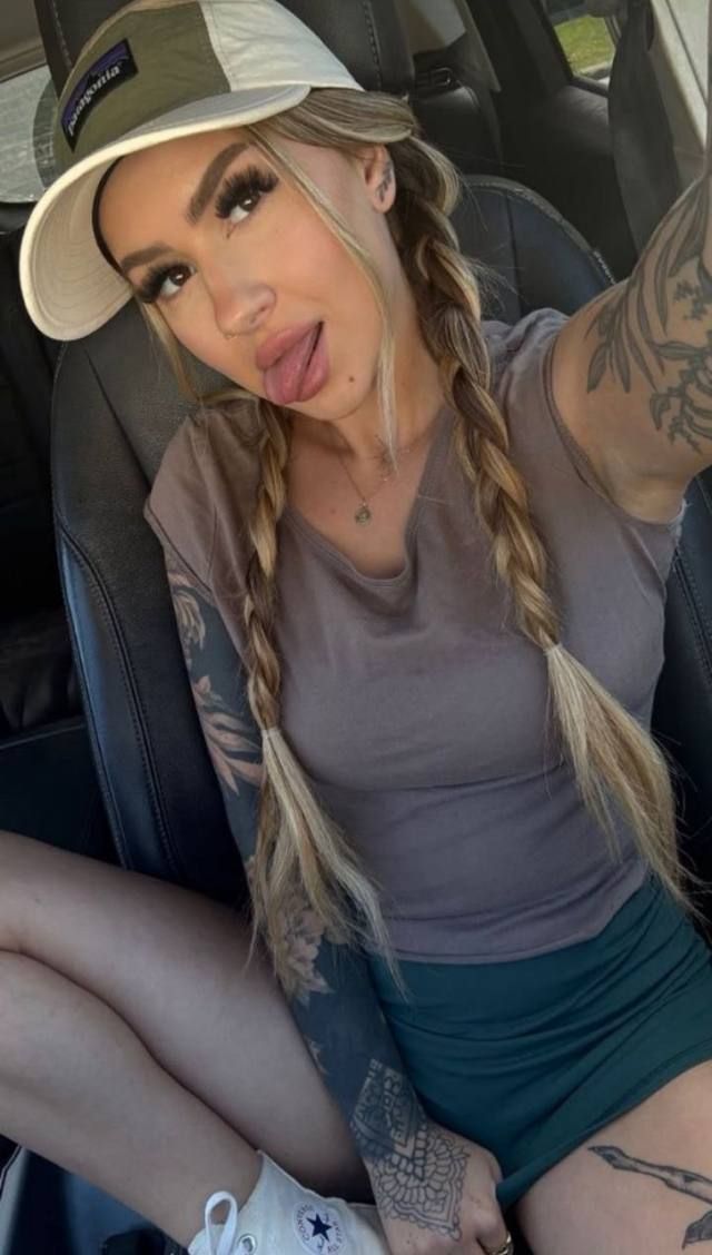 Friends with benefits - Image 2