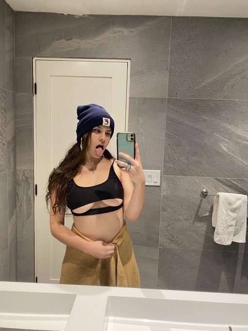 💦 Ultimate Nuru Massage with Becca PAYMENT AT MY DOORSTEP✨Sensual, Smooth& Unforgettable 🍑WHATSAPP/TEXT ME ON (256) 904-9147 - Image 3