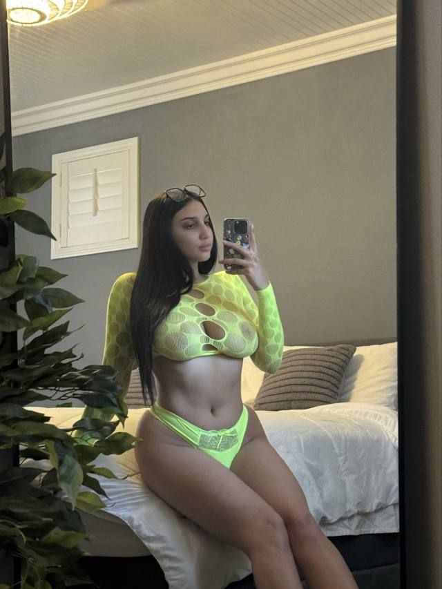 OFFER BOTH 🍌INCALL&OUTCALL ANAL SEX DOGGY STYLE💦SUCKING&EATING💧 🍌GANGBANG🍓 👬COUPLES DATE👩‍❤️‍💋‍👩 🍏CARDATE🚘 🍇MASSAGE🥬 🥔NURU - Image 2