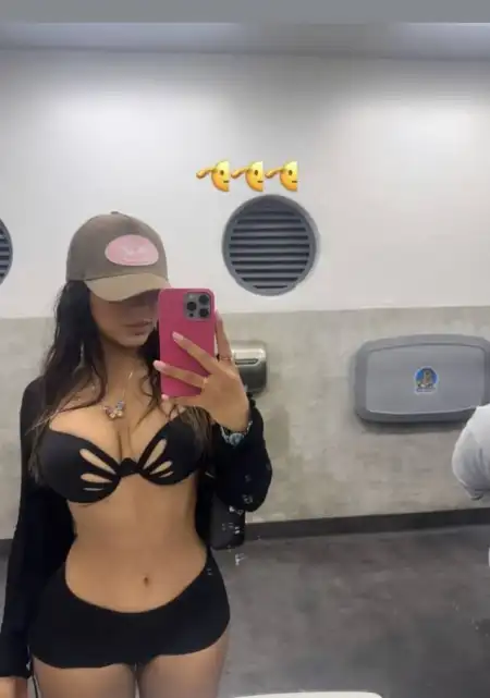 Offer Incall and outcall services - 2