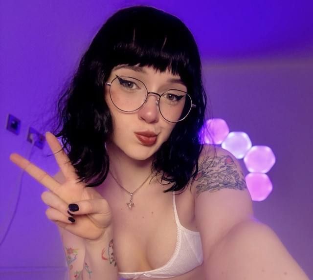 🔞💫 Where versatility meets an unforgettable TRANS moment 💫🔞 - Image 2