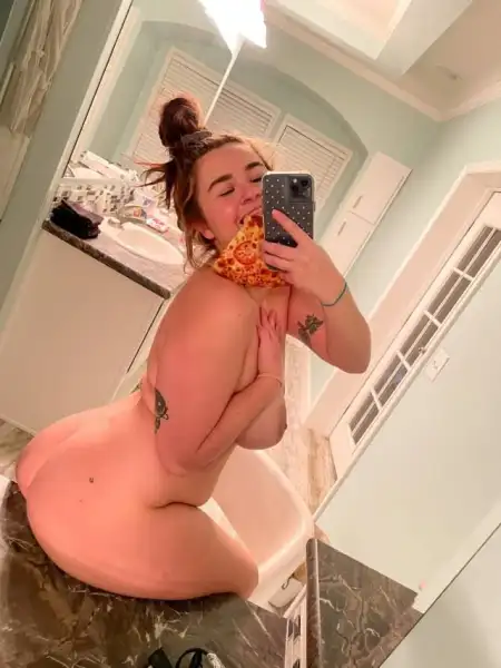 I Accept payment on arrival 💦I sell content, party favor, also 420 🍃friendly text me (86384**** I'm READY FOR U 💐🍭 - 3