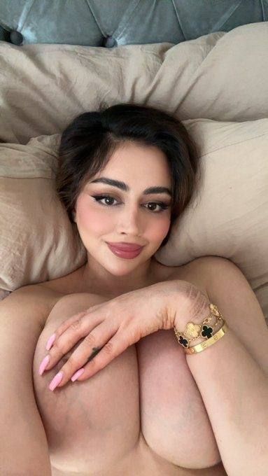 I’m available now outcall and Incall your girl is back to the state right now - Image 3