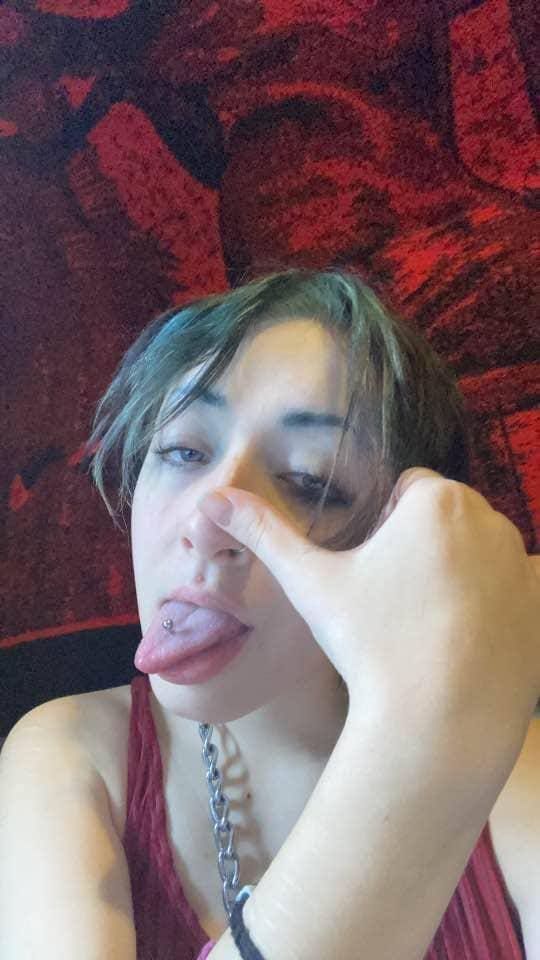 Hi guys💋✦️🖐✦💋. My name is lucy   ,I live alone in my home, an appointment time in a low rate including 💋 💦. 👅Dgoggy Style/👅69 - Image 3