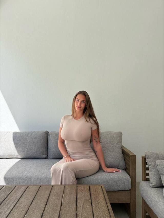 PAYMENT 💕 ACCEPTED ⭕️ IN PERSON I OFFER FUN ,MASSAGES ,SELL ALL KINDS OF DRUGS,AND 🥵 PILLS 💊 💕 I ALSO SELL NUDE PICS AND VID - Image 2