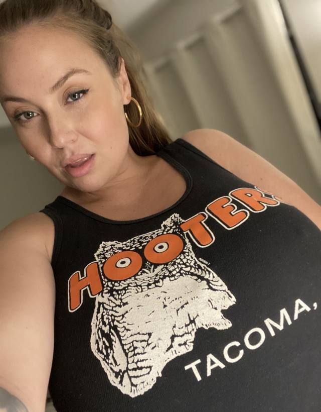 NO PAYMENT REQUIRED- SEXY SINGLE MOM FOR AND FUCK AS LONG AS YOU KNOW HOW TO USE YOUR DIcK 🍑🍑💦 - Image 2