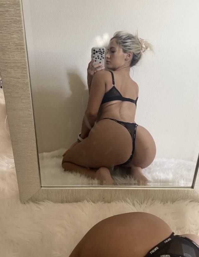 DOWN  FOR FUN 👅 !!! 💦💦💦💦🍆🍆🍆🍆👅👅 - Image 2