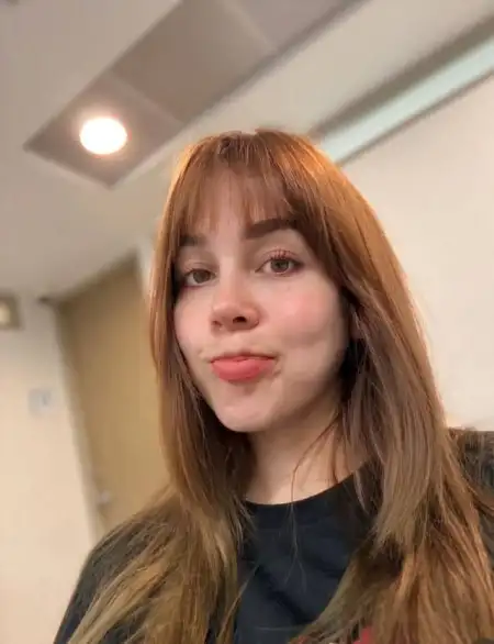 I’m  a sexy mom of two kids. A single mom and I’m very horny all the time since it’s been long I’ve beeen with a man. - 2